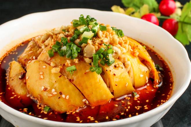 C3.Steamed Chicken with Chili Sauce（口水鸡）